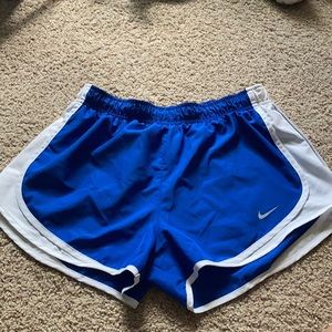 Nike Tempo running shorts size medium